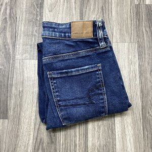 AMERICAN EAGLE Super High Rise Jegging Mid Rise Blue Denim Jeans Women's 2 Short